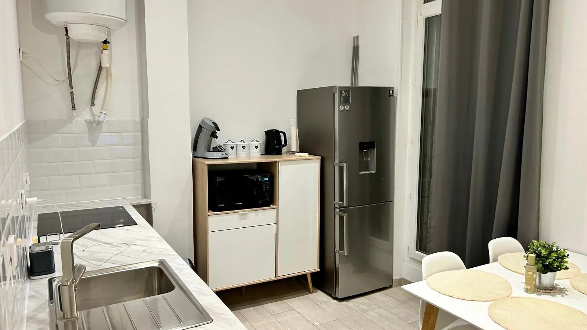 Apartment Lumineux 2 Pieces - Centre-Ville Climatise - Netflix Prime Canal - Bien Place Marseille