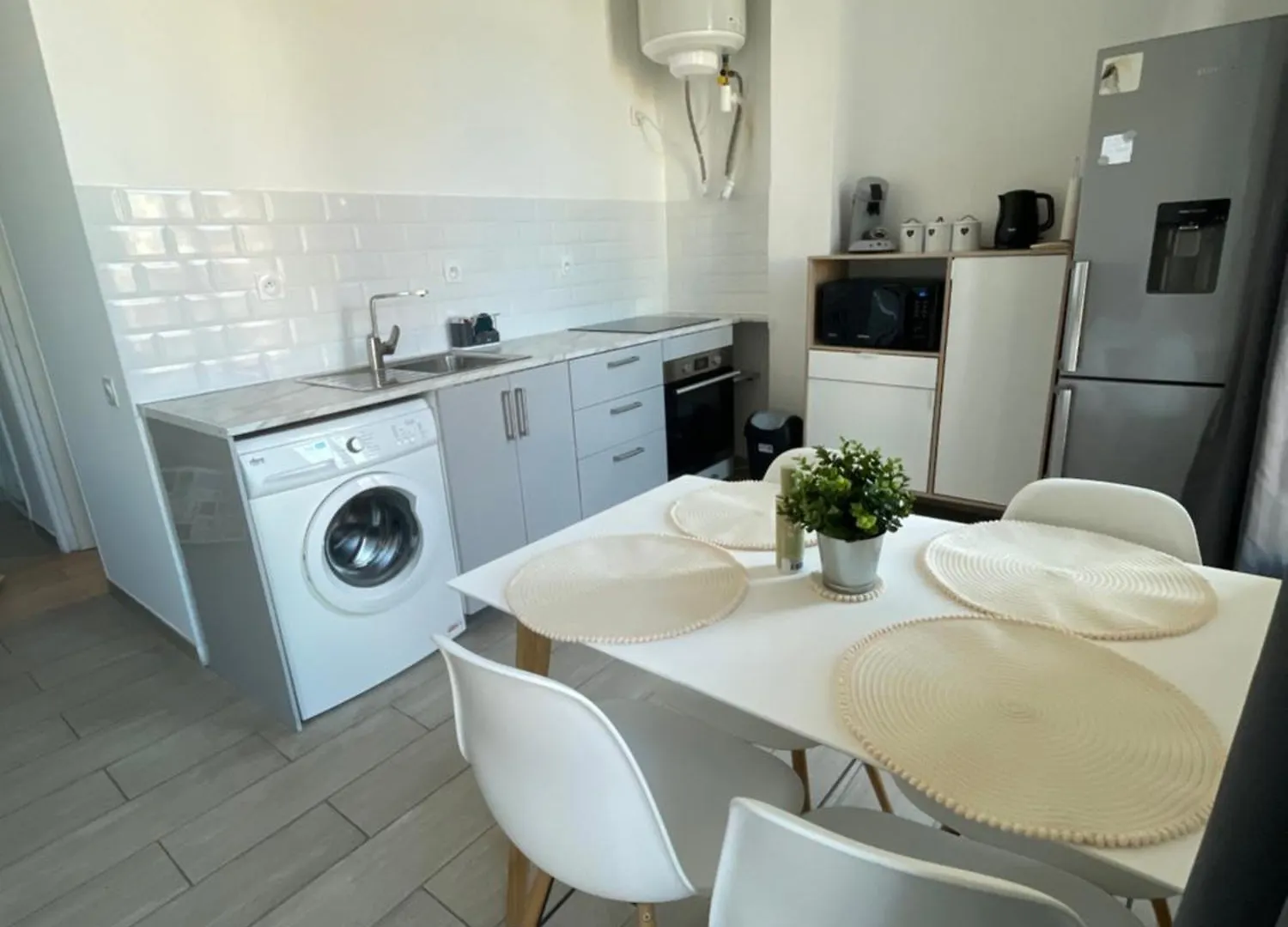Lumineux 2 Pieces - Centre-Ville Climatise - Netflix Prime Canal - Bien Place Marseille