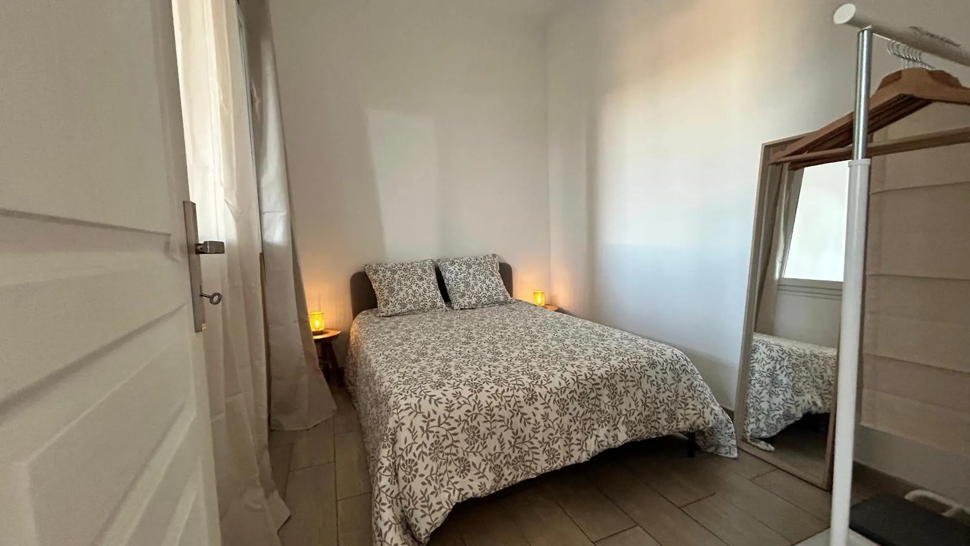 Apartment Lumineux 2 Pieces - Centre-Ville Climatise - Netflix Prime Canal - Bien Place Marseille France